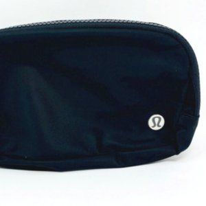 NWT Lululemon Black Everywhere Travel Outdoor Fashion Nylon Belt Bag Brand New